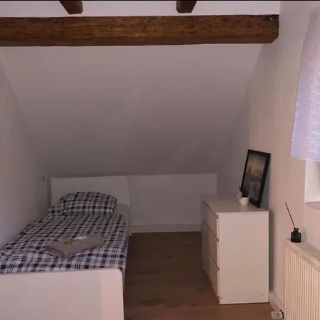 Сasa de vacaciones Gemutliches Einfamilienhaus In Gera-gessental *